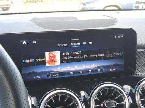 Certified 2025 Mercedes-Benz GLB 250 image 24