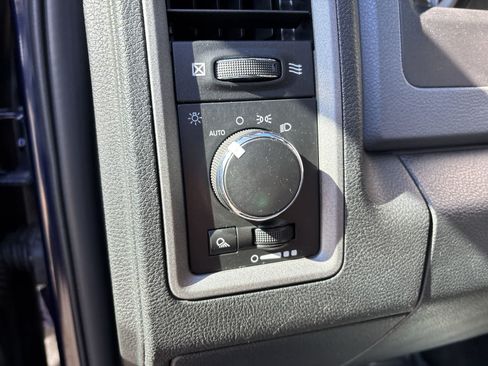 Used 2016 RAM 1500 Tradesman w/ Popular Equipment Group AWD/4WD image 10