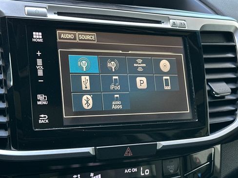 Used 2016 Honda Accord EX-L image 20