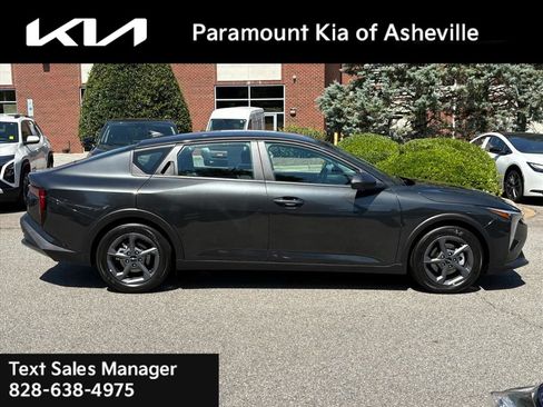 Certified 2025 Kia K4 FWD image 7
