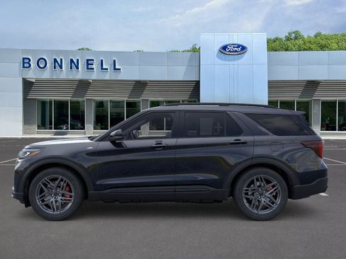 New 2026 Ford Explorer ST-Line w/ ST-Line Street Pack image 3