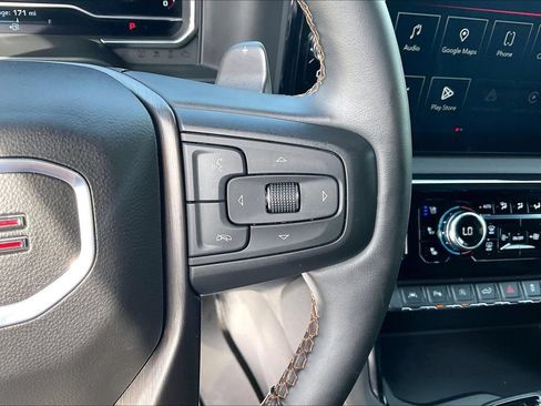 Used 2024 GMC Sierra 1500 AT4 AWD/4WD image 13