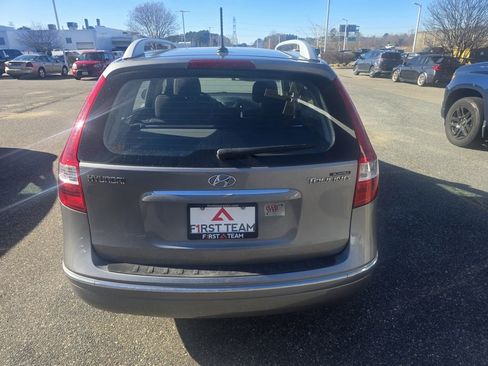 Used 2012 Hyundai Elantra GLS w/ Preferred Pkg image 6