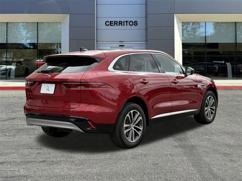 Used 2022 Jaguar F-PACE S image 6
