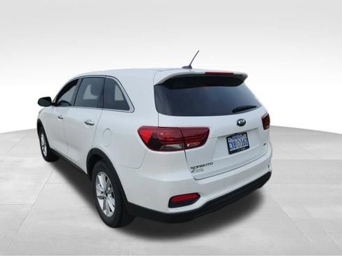 Used 2020 Kia Sorento L FWD image 5