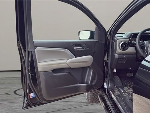 New 2026 Chevrolet Colorado ZR2 w/ Technology Package image 9