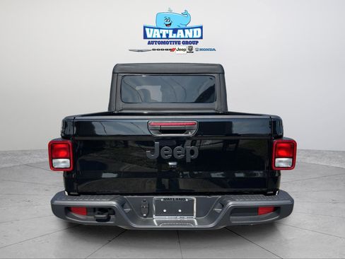 New 2026 Jeep Gladiator Sport AWD/4WD image 4