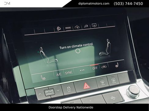 Used 2021 Audi e-tron Premium AWD/4WD image 36