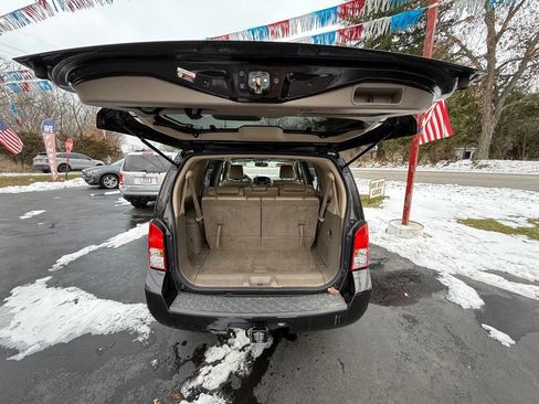 Used 2011 Nissan Pathfinder Silver image 10