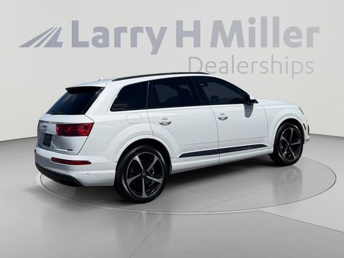 Used 2019 Audi Q7 3.0T Prestige w/ Prestige Package AWD/4WD image 5