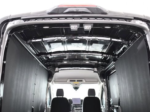 New 2026 Ford Transit 250 148 Medium Roof Extended AWD w/ Load Area Protection Package image 18