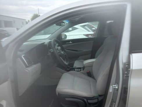 Used 2020 Hyundai Tucson SE w/ Cargo Package FWD image 4