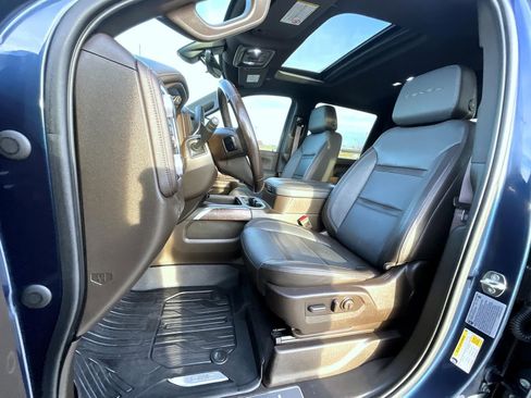 Used 2023 GMC Sierra 2500 Denali w/ Denali Ultimate Package image 10