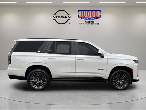 Used 2023 Cadillac Escalade V image 2