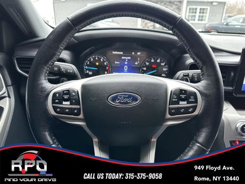 Used 2021 Ford Explorer XLT w/ Equipment Group 202A image 17