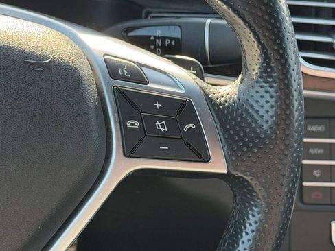 Used 2016 Mercedes-Benz E 350 4MATIC Sedan image 25