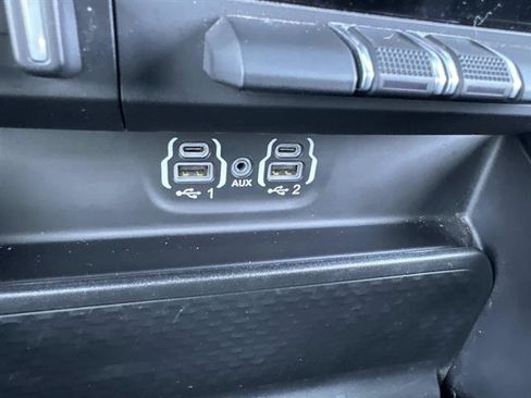 Used 2022 RAM 1500 Big Horn AWD/4WD image 16