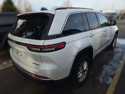 Used 2023 Jeep Grand Cherokee Laredo w/ Luxury Tech Group I image 5