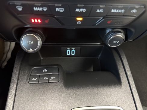 Used 2019 Ford Ranger XLT w/ Equipment Group 302A Luxury image 24