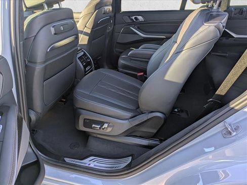 Used 2024 BMW X7 M60i w/ M Sport Professional Package image 22