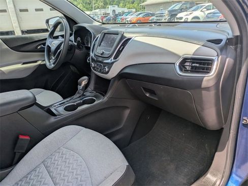 Used 2022 Chevrolet Equinox LS image 22