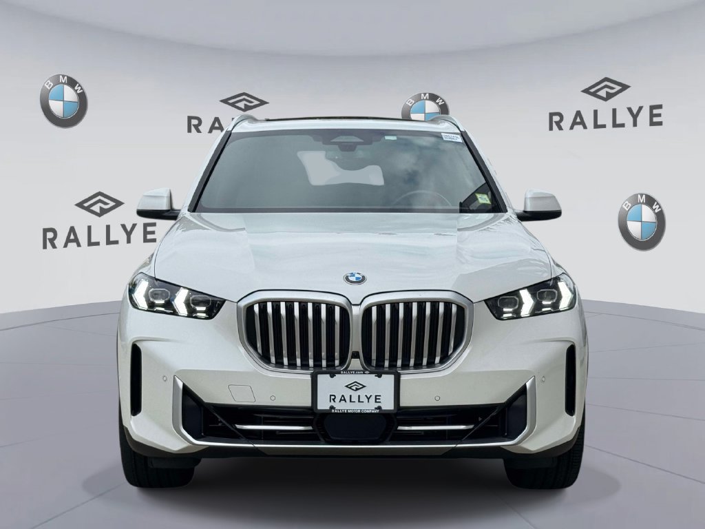 Certified 2026 BMW X5 xDrive40i w/ Climate Comfort Package AWD/4WD image 2