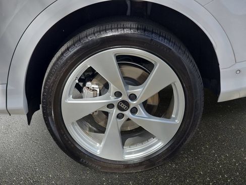 Certified 2025 Audi Q5 Premium w/ Premium Plus AWD/4WD image 27