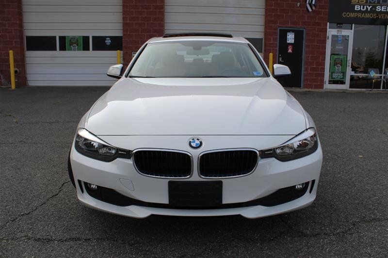 Used 2014 BMW 320i xDrive Sedan AWD/4WD image 8