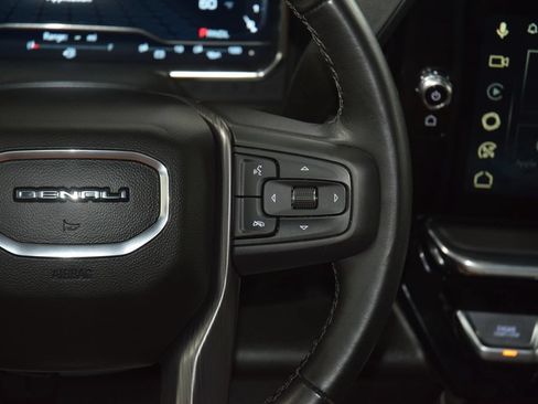 Used 2025 GMC Sierra 2500 Denali Ultimate AWD/4WD image 39