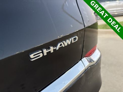 Used 2023 Acura MDX SH-AWD w/ Advance Package image 9
