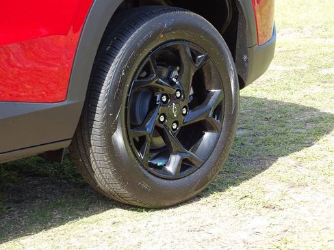 New 2026 Chevrolet Trax LT w/ Driver Confidence Package image 29