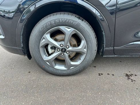 Used 2024 Ford Escape ST-Line image 32