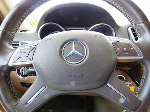 Used 2012 Mercedes-Benz ML 350 4MATIC image 22