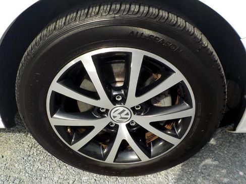 Used 2018 Volkswagen Jetta SE image 36