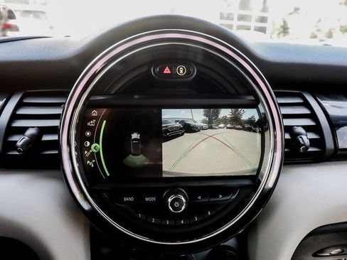 Used 2019 MINI Cooper S image 7