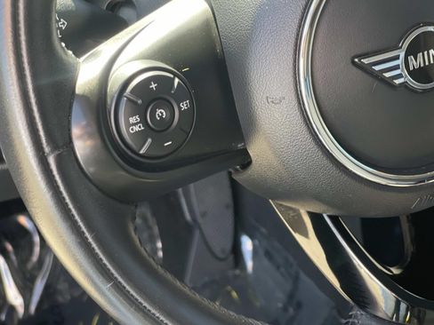 Used 2020 MINI Cooper SE w/ 6.5" Touchscreen Package FWD image 11