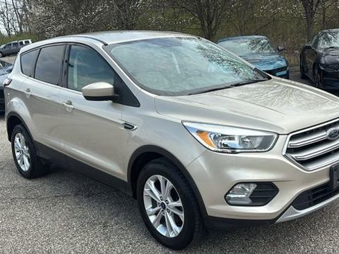 Used 2017 Ford Escape SE image 27