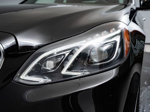 Used 2016 Mercedes-Benz E 350 4MATIC Sedan image 15