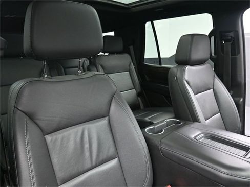 Used 2022 Chevrolet Tahoe LT w/ LT Signature Plus Package image 29