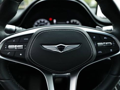 Used 2025 Genesis GV70 3.5T Sport w/ Sport Advanced Package image 35