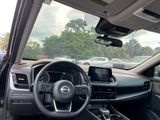 Used 2023 Nissan Rogue S image 4