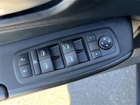 Used 2021 Jeep Cherokee Trailhawk w/ Sun, Sound & Nav Group image 26