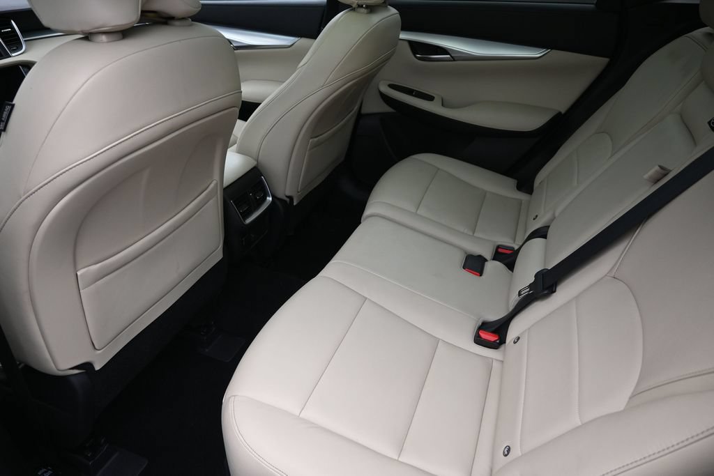 Used 2019 INFINITI QX50 Luxe w/ Navigation Package AWD/4WD image 22