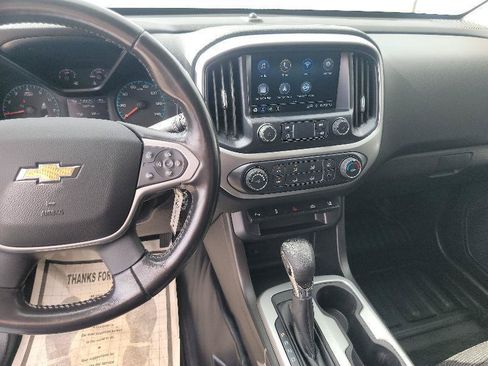 Used 2022 Chevrolet Colorado LT w/ Fleet Safety Package RWD image 13