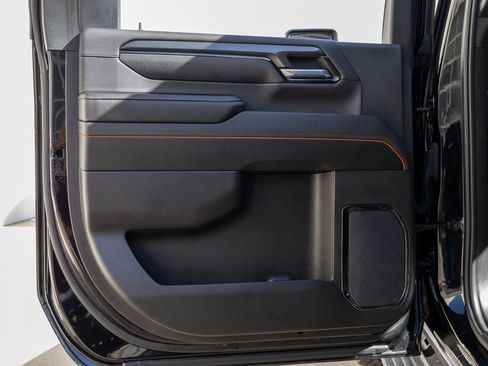 Used 2024 GMC Sierra 2500 AT4 w/ AT4 Premium Plus Package image 35