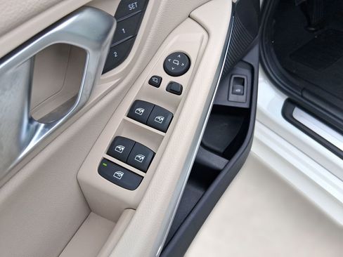 Certified 2023 BMW 330i 330i w/ Premium Package image 19