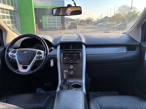 Used 2013 Ford Edge SEL FWD image 18