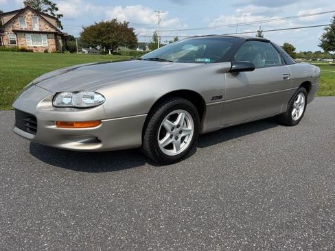 Used 1999 Chevrolet Camaro Z28 w/ Preferred Equipment Group 2 RWD image 1