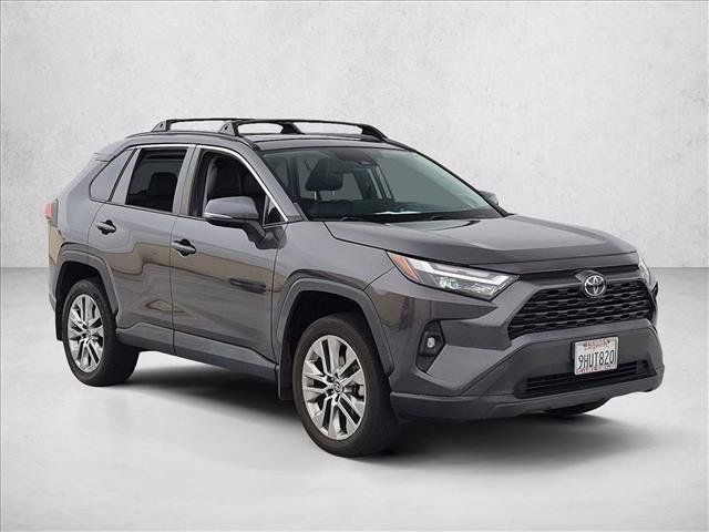 Used 2023 Toyota RAV4 XLE Premium FWD image 3