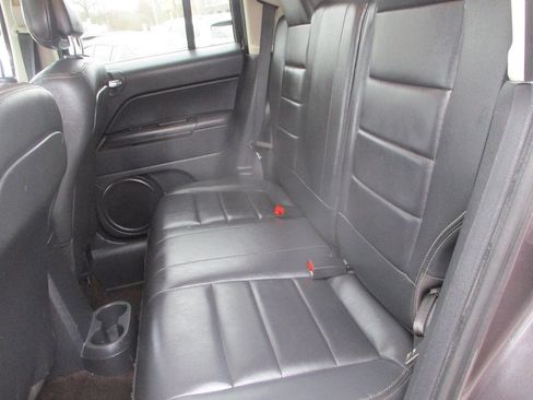 Used 2015 Jeep Patriot High Altitude image 7